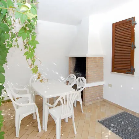 Locazione Turistica Ferienhaus 'albarella' Holiday home